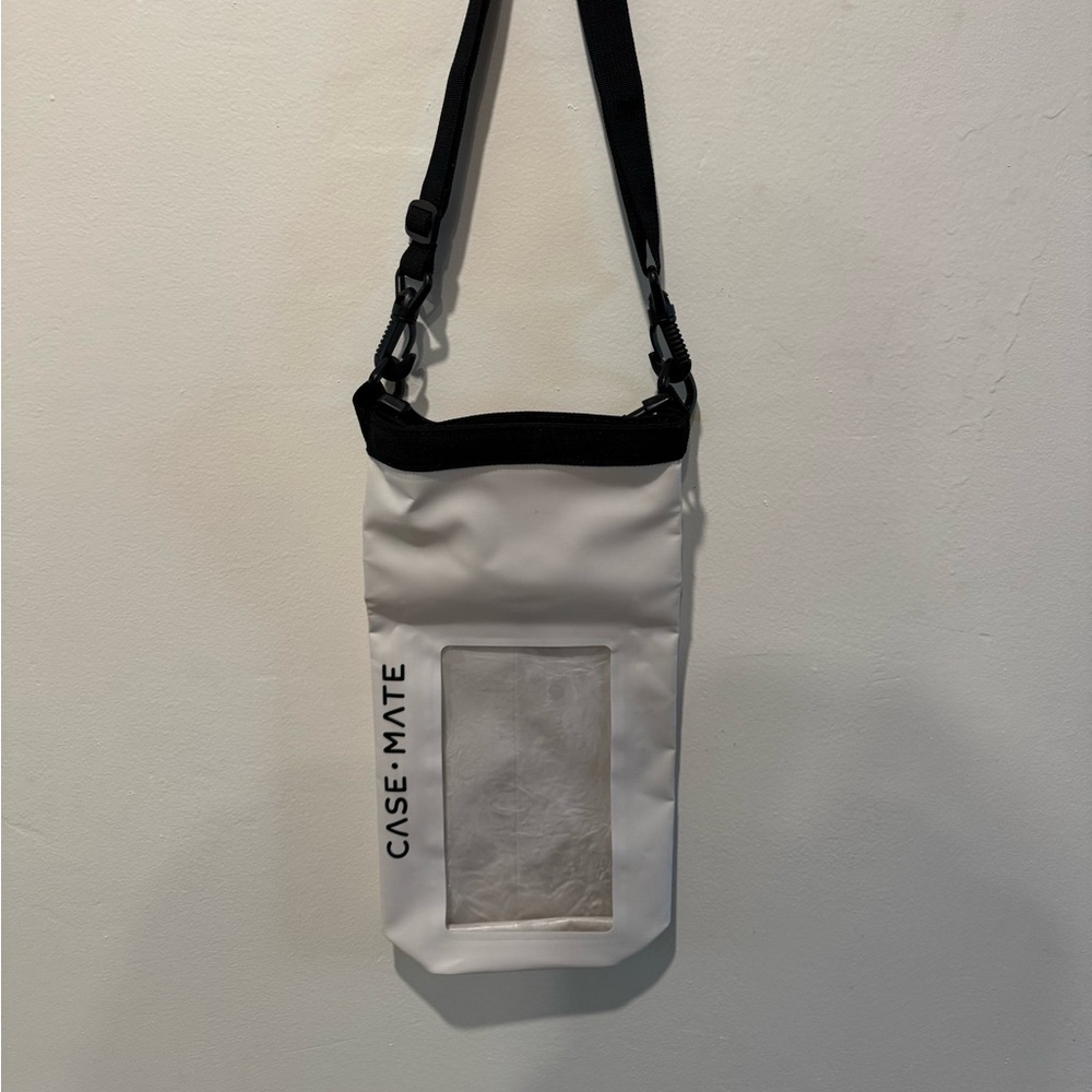Case-Mate White and Black Crossbody Bag